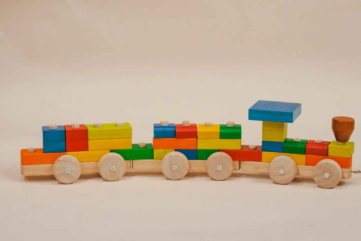 QToysUSA - Stack & Pull Train - Ages 2+