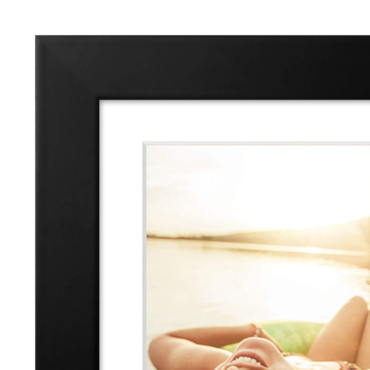 Americanflat 4x6 Collage Picture Frame with Shatter-Resistant Glass - Fits Four 4x6 Photos or Use as One 8x20 Picture Frame - Signature Collection - Collage Frames for Wall Display - Black ๐ All In One Marketplace Canada