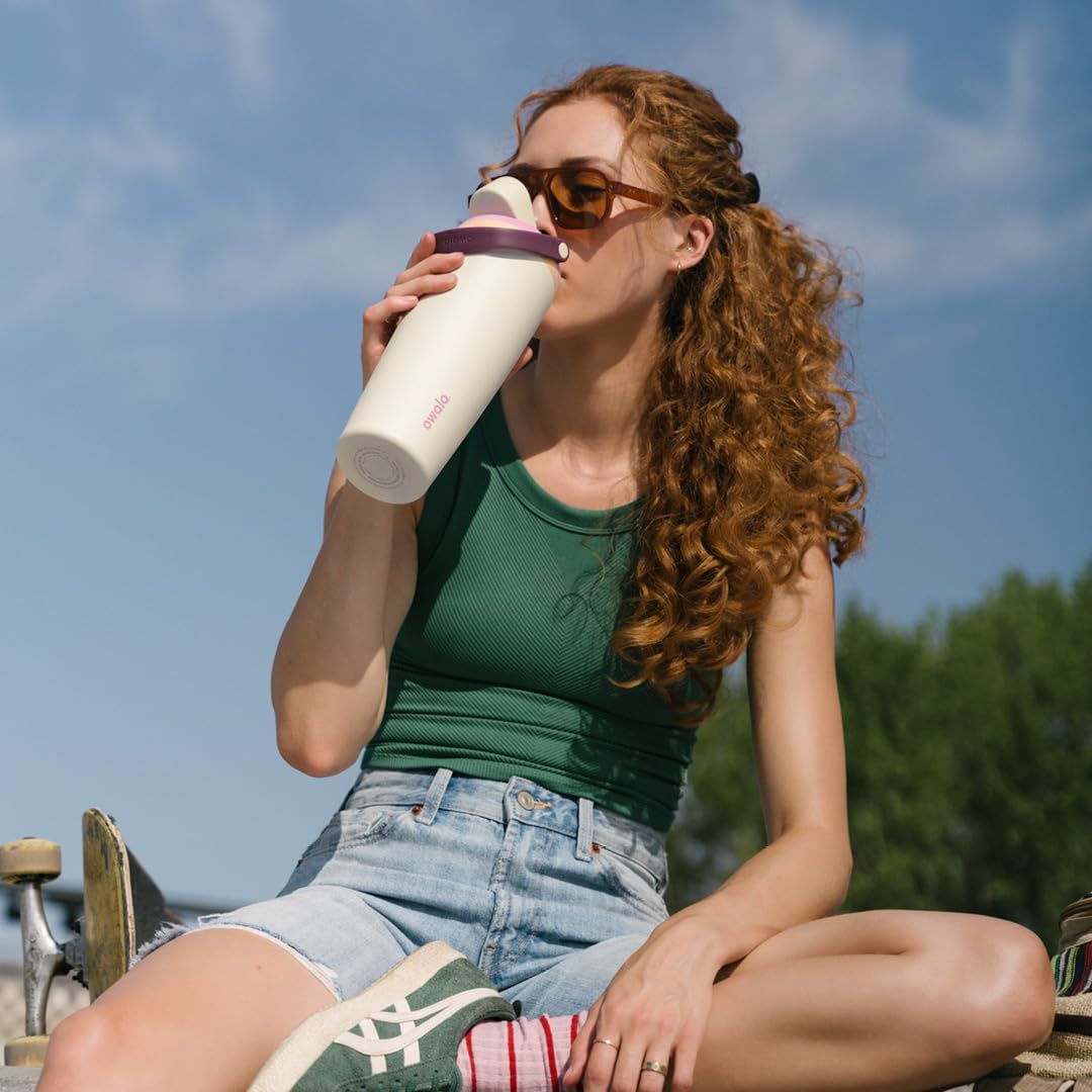 Owala FreeSip Sway Insulated Stainless Steel Water Bottle with Two-Way Spout, Built-In Straw and Bucket Handle, Made for Travel, School, and Sports, 40oz, BPA Free, Leak Proof, Angel Food Cake ๐ All In One Marketplace Canada