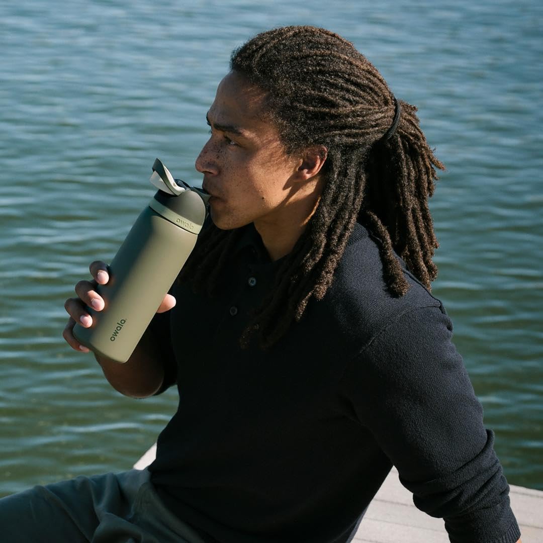 Owala FreeSip Insulated Stainless Steel Water Bottle with Straw, BPA-Free Sports Water Bottle, Great for Travel, 32 Oz, Off Road ๐ All In One Marketplace Canada