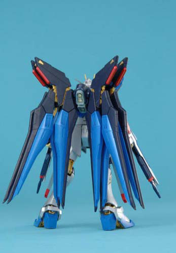 MG - 1/100 - Strike Freedom Gundam