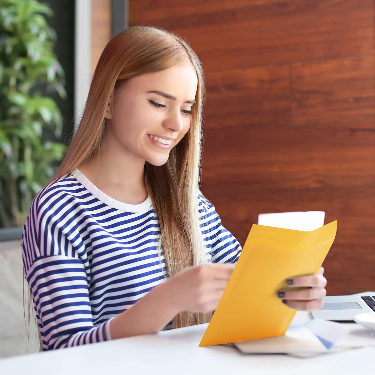 UCGOU Kraft Bubble Mailers 4x8 Inch 50 Pack Usable Size 4x7 Inch Yellow Padded Envelopes #000 Small Business Mailing Package Self Sealing Tear Resistant Boutique Bulk Mail Shipping Bags Bubble Mailers ๐ All In One Marketplace Canada