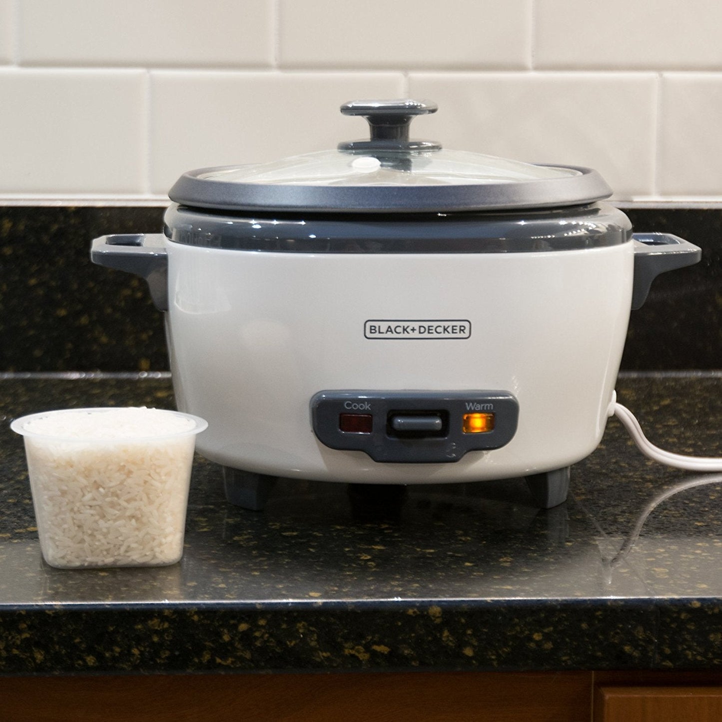 BLACK+DECKER 2-in-1 Rice Cooker & Food Steamer - 6-Cup Capacity, Automatic Keep Warm, Nonstick Bowl, Steaming Basket - Effortless Cooking 🍁 All In One Marketplace Canada