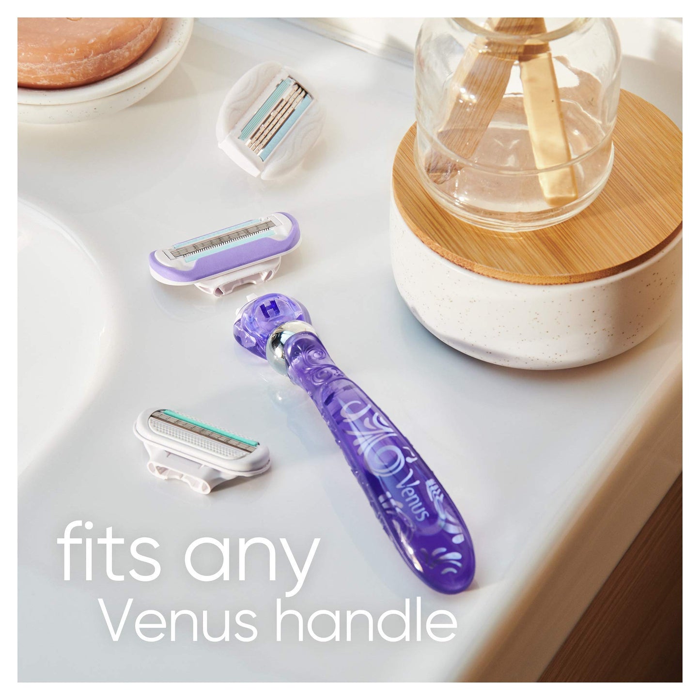 Gillette Venus Deluxe Smooth Swirl Womens Razor Handle + 3 Blade Refills đ All In One Marketplace Canada