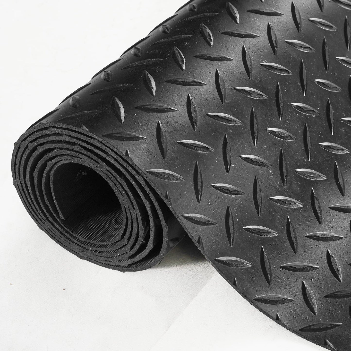 VEVOR Diamond-Plate Rubber Flooring Roll, 3 mm x 4 ft x 8 ft Garage Floor Mat, SBR Rubber Flooring Roll, Easy to Clean, Diamond Plate Mat for Under Cars, Garage Industry Gym, Black ๐ All In One Marketplace Canada