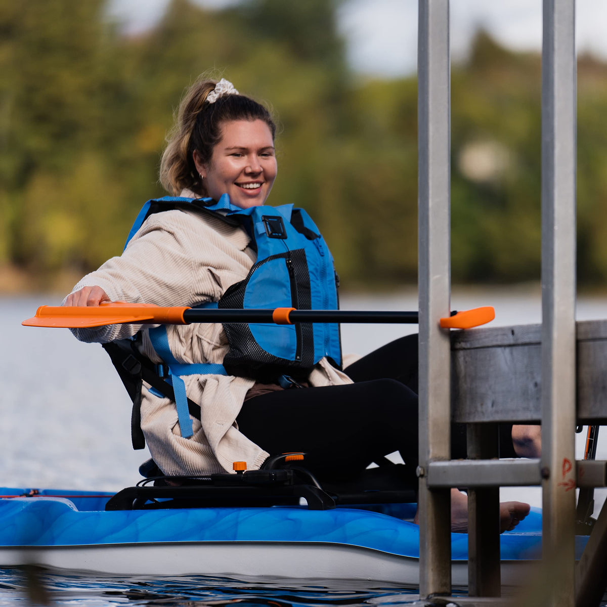 Pelican - Telescoping Universal Emergency Paddle - Collapsible Kayak Oar - Safety Boat Accessory đ All In One Marketplace Canada