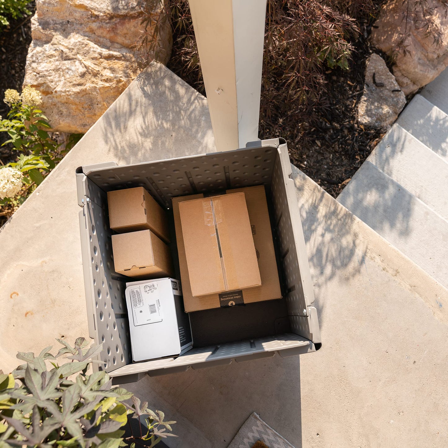 LIFETIME 25 Gallon Outdoor Storage Cube, Deckbox, Brown lid, Storage Box for Gardening Tools, Pool Supplies, Patio Furniture & More ๐ All In One Marketplace Canada