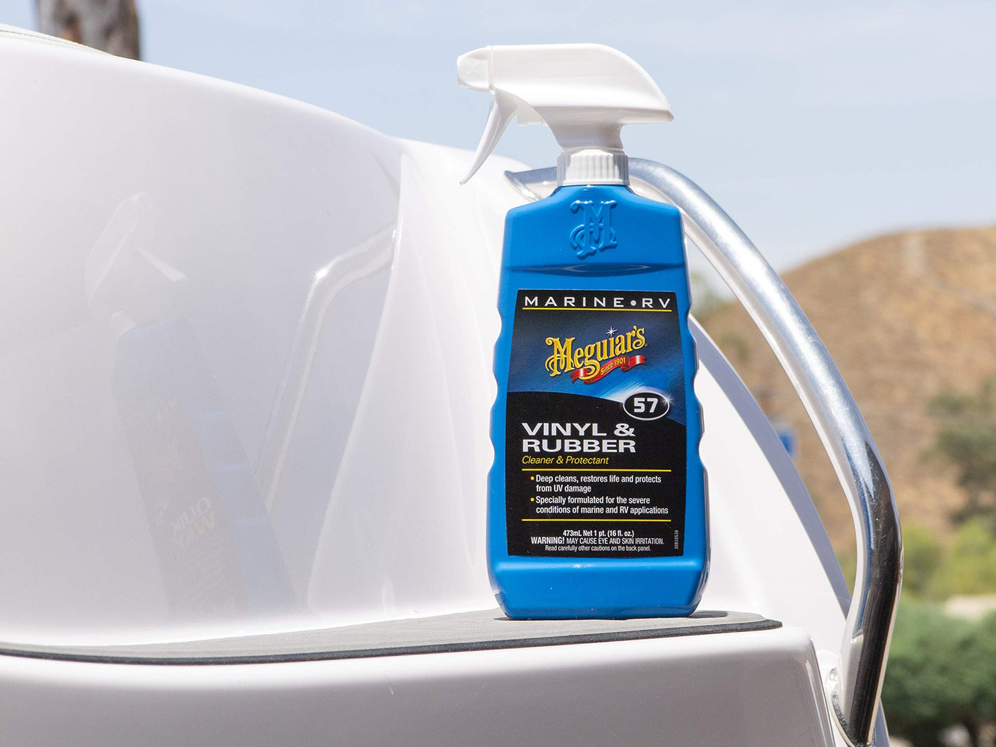 Meguiar's M5716 Marine/RV Vinyl & Rubber Cleaner & Protectant, Boat Vinyl Cleaner & Protectant, Revitalize Plastic and Rubber with an Easy-to-Use Non-Greasy Formula, 16 Oz Spray Bottle ๐ All In One Marketplace Canada