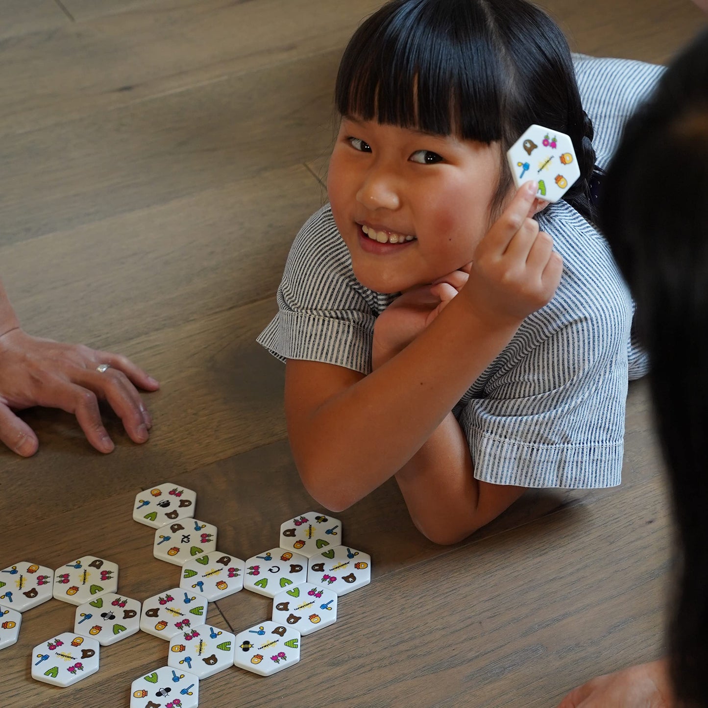 Honeycombs Game, Award Winning Tile Matching Game for Kids & Families, Educational STEM Toy for Cognitive Development, 3 Ways to Play, Mensa Recommended Game with 52 Tactile Tiles, Ages 6+,1-8 Players ๐ All In One Marketplace Canada