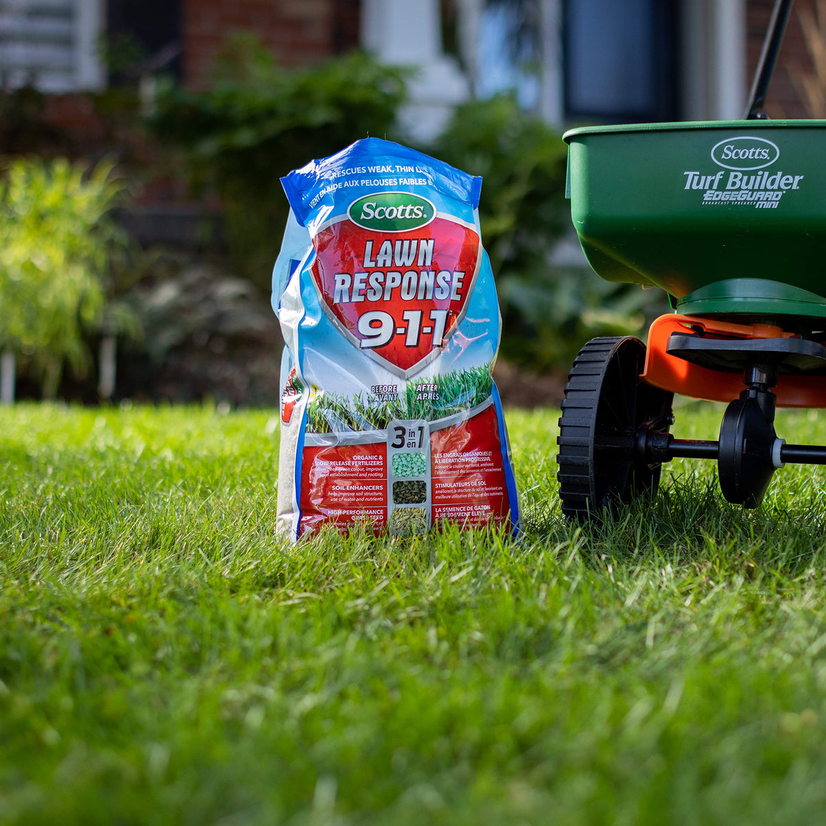 Scotts Lawn Response 9-1-1, 8kg (200 sq Meters / 2,150 sq feet Coverage) | Seed, Fertilizer & Soil Enhancer for Thick, Green Lawns | All-in-one Lawn Solution ๐ All In One Marketplace Canada