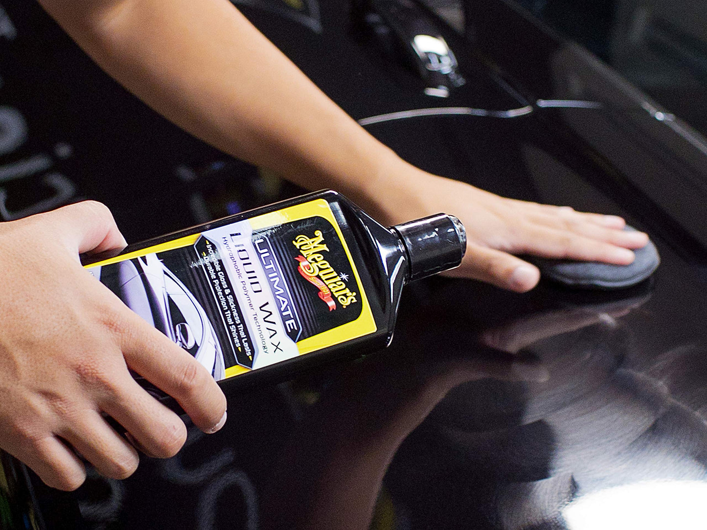 Meguiar's Ultimate Liquid Wax, Improved Liquid Car Wax Formula for Durable Protection that Shines, Premium Towel and Applicator Pad Car Accessories Included, 16 Oz Bottle π All In One Marketplace Canada