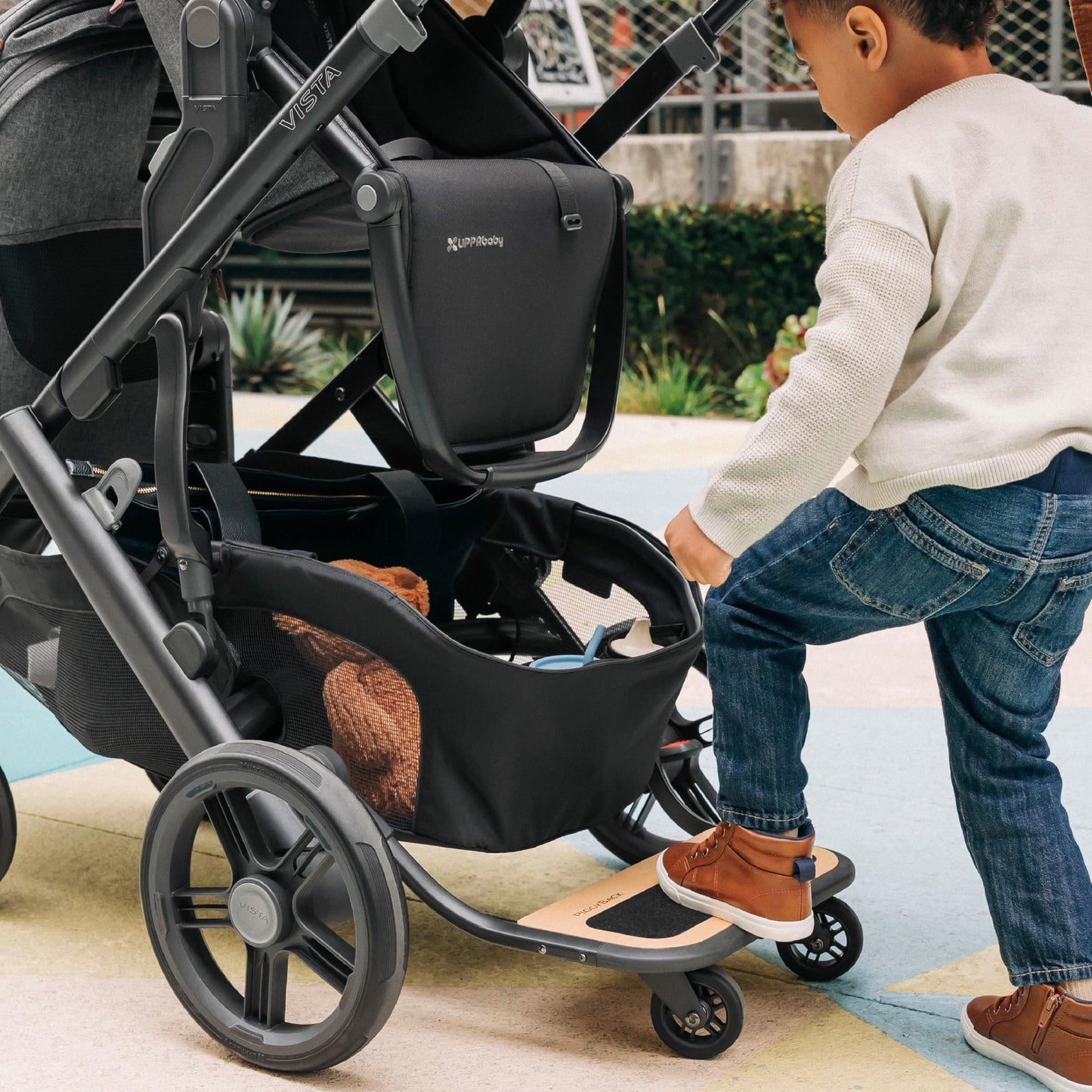 UPPAbaby PiggyBack Ride-Along Board for Vista, Vista V2, and Vista V3 Strollers / Quick Attachment for Children to Stand + Stroll / 55 lbs. Weight Capacity ๐ All In One Marketplace Canada
