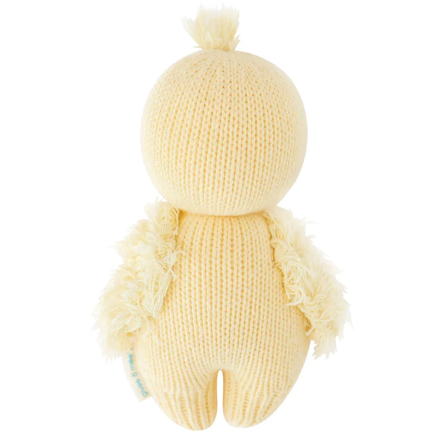 Baby duckling | Cuddle + Kind