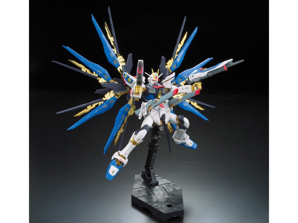 RG Strike Freedom Gundam 1/144 - ZGMF-X20A
