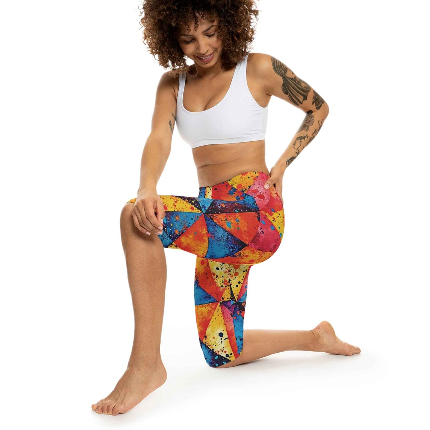 Colorful Geometric Splash Capri Leggings — Vibrant Triangle All-Over Print