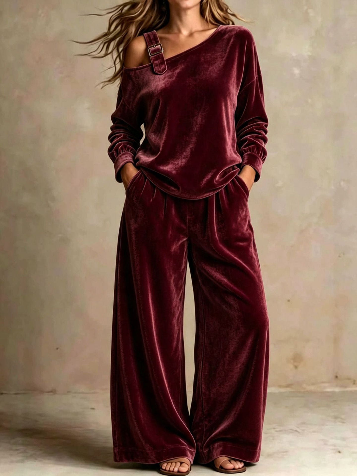 Women’s Velvet Two-Piece Set – Elegant Off-Shoulder Long-Sleeve Top & Full-Length Pants