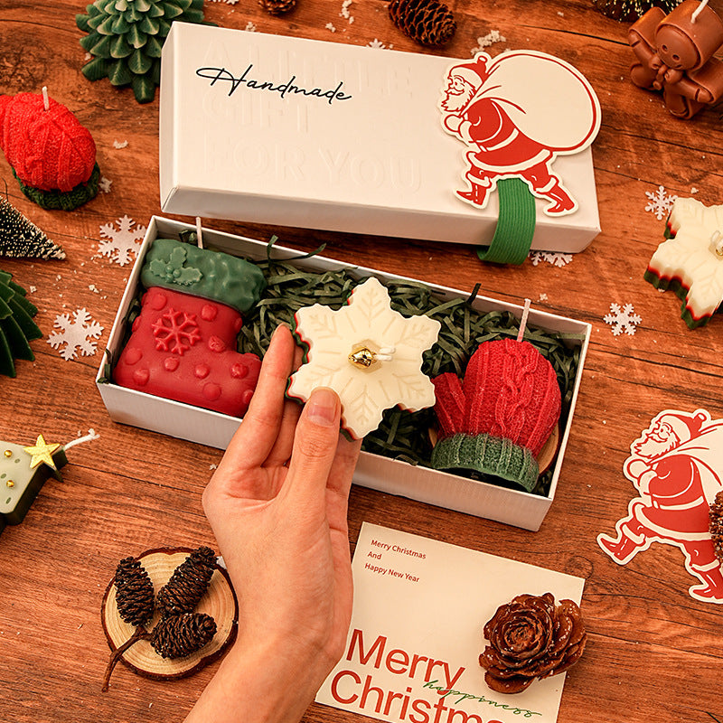 Christmas Scented Candle Gift Set, Festive Molded Aromatherapy Candles in Holiday Shapes – Snowman, Reindeer, Tree & Gingerbread, Home Decor Gift Box