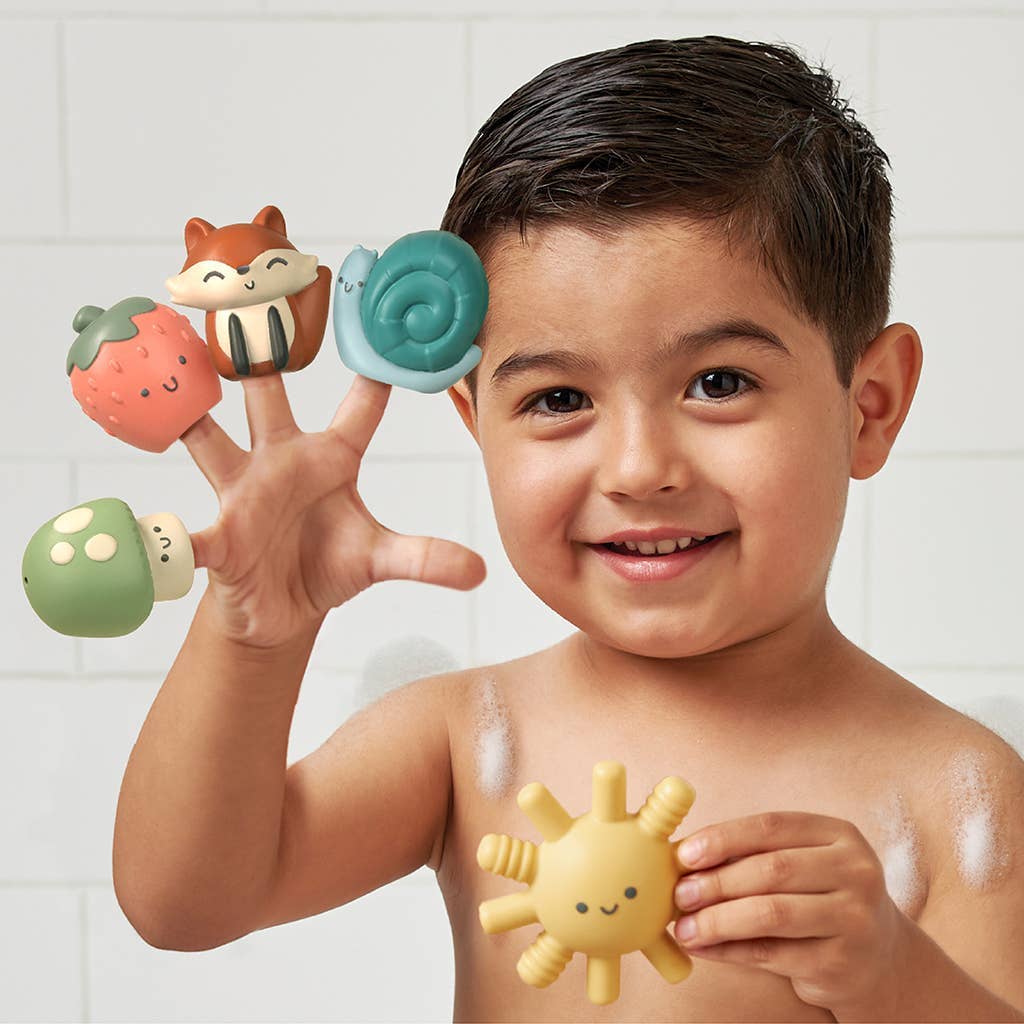 Itzy Ritzy Canada - Itzy Bitzy Puppets™ - Bath + Storytelling Toys: Itzy Friends - Ages 6+ Months