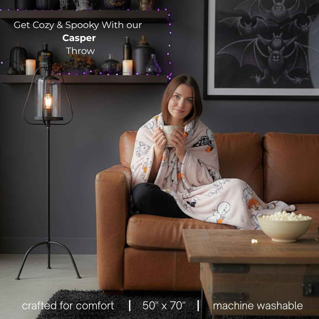 Casper The Friendly Ghost Halloween Throw Blanket, Super Soft Cozy Plush Bedding, 50" x 70", (Officially Licensed Product) by Franco