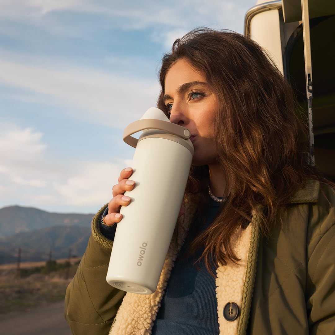 Owala FreeSip Sway Insulated Stainless Steel Water Bottle with Two-Way Spout, Built-In Straw and Bucket Handle, Made for Travel, School, and Sports, 30oz, BPA Free, Leak Proof, Iced Breeze 🍁 All In One Marketplace Canada