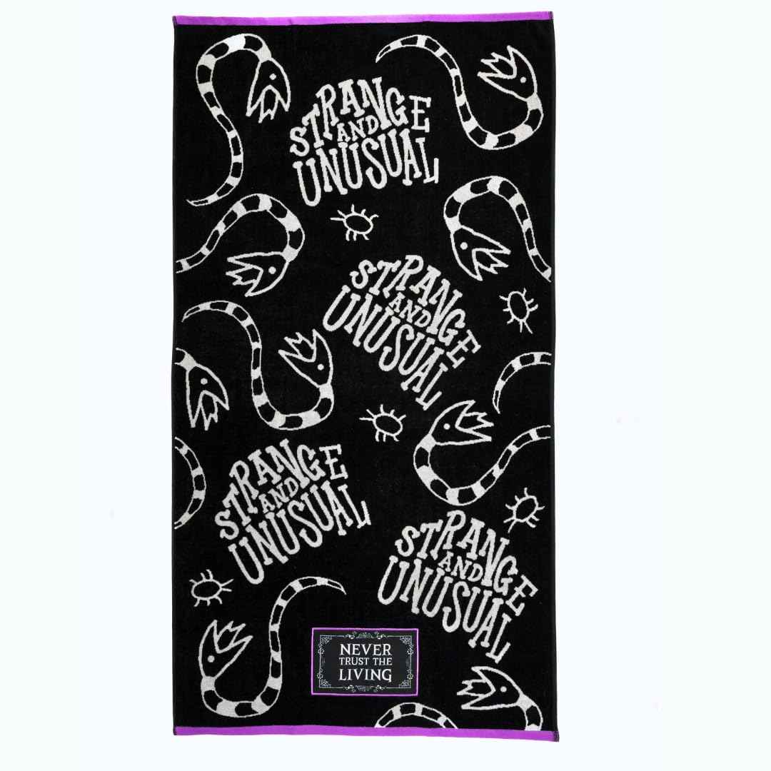 Franco Luxe Beetlejuice Halloween Goth Super Soft Plush Oversized Cotton Jacquard Bath/Pool/Beach Towel, 64 in x 34 in, (Officially Licensed Product)