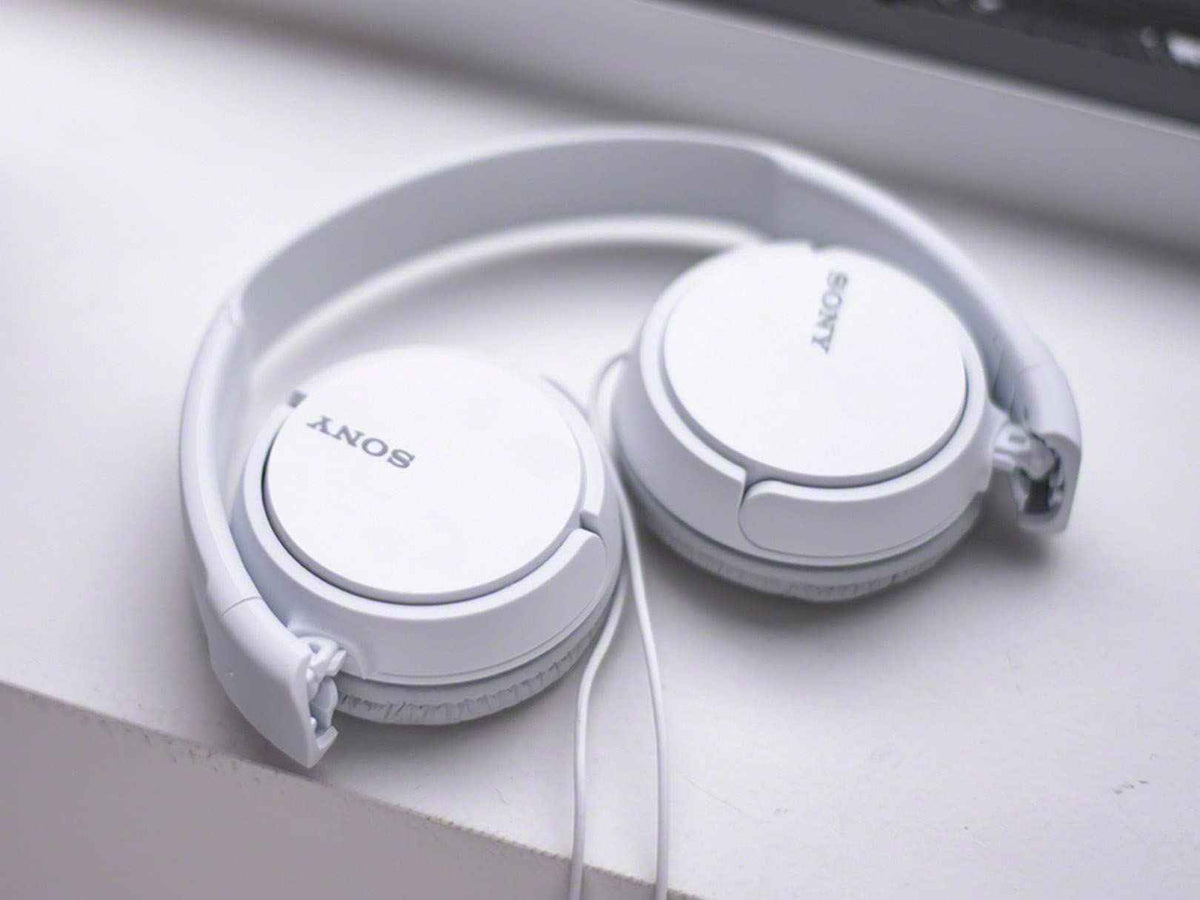 Sony MDRZX110 Over-Ear Headphones (White) 🍁 All In One Marketplace Canada