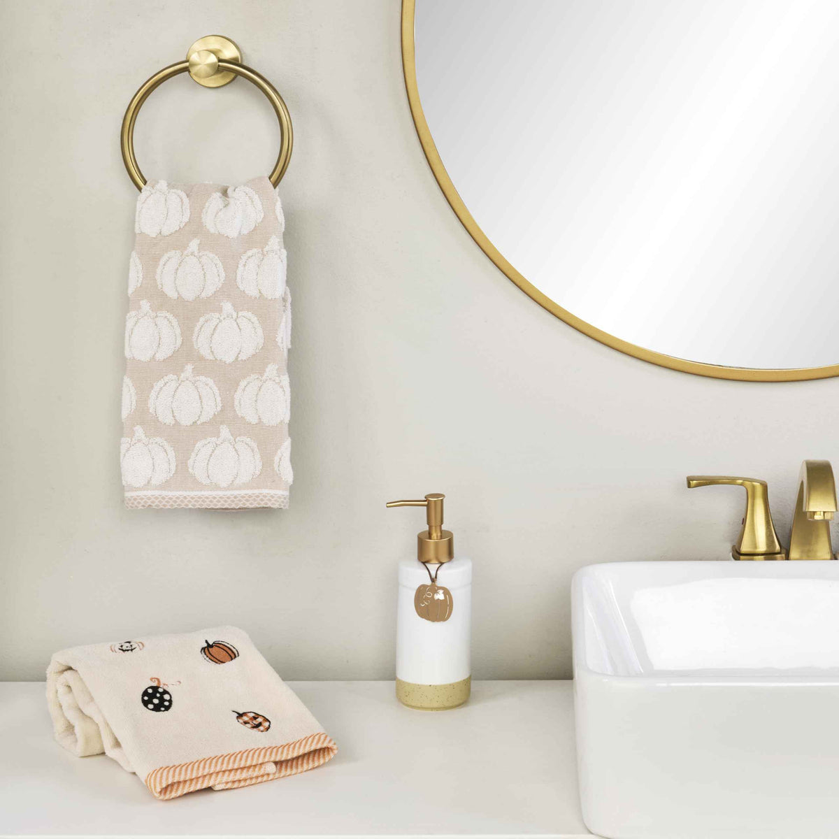 SKL Home Pumpkin Hand Towel 2pc Set for Bath/Kitchen/Bar & Gift, Tan