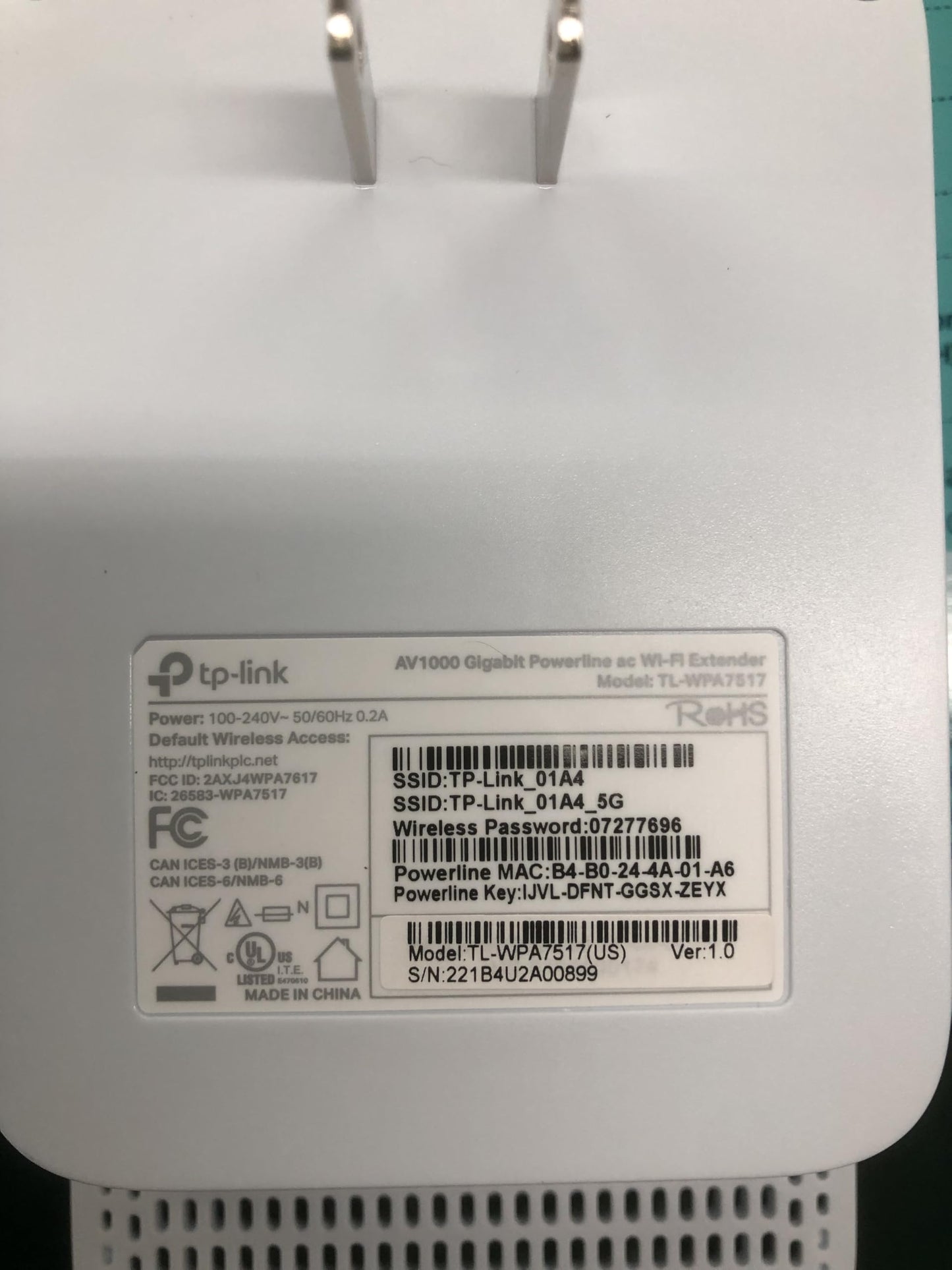 TP-Link Powerline WiFi Extender (TL-WPA7517KIT) - AV1000 Powerline Ethernet Adapter with Dual Band WiFi, OneMesh, Gigabit Port, Ethernet Over Power, Plug & Play 🍁 All In One Marketplace Canada