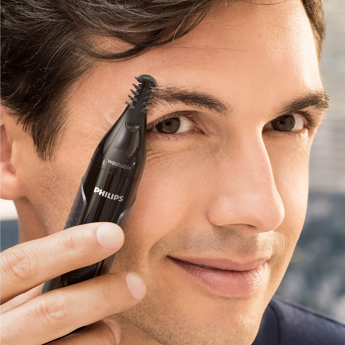 Philips Nose Trimmer Series 3000, Nose, Ear & Eyebrow Trimmer with Protective Guard System & Travel Pouch, NT3650/26 🍁 All In One Marketplace Canada