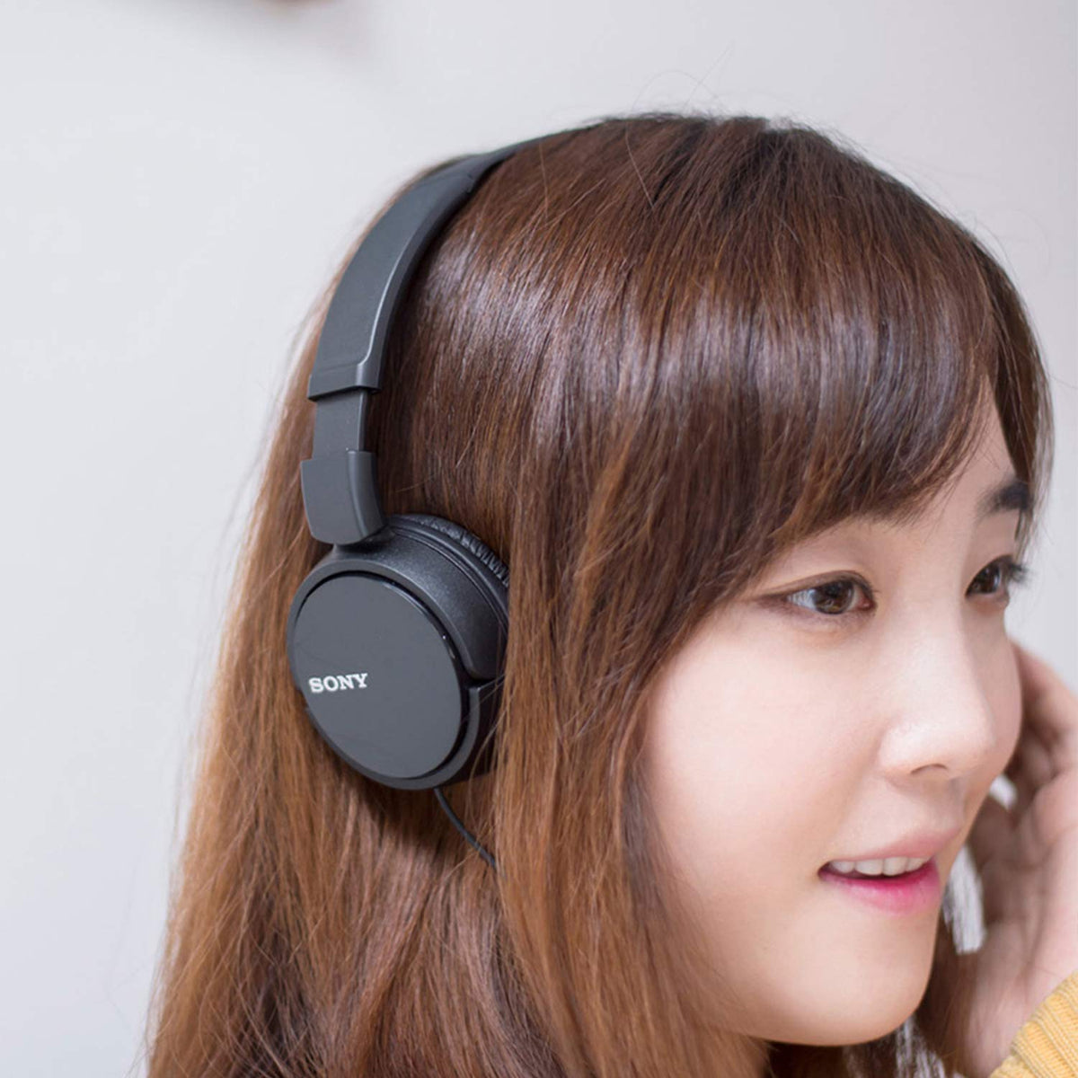 Sony MDRZX110 Over-Ear Headphones (Black) 🍁 All In One Marketplace Canada