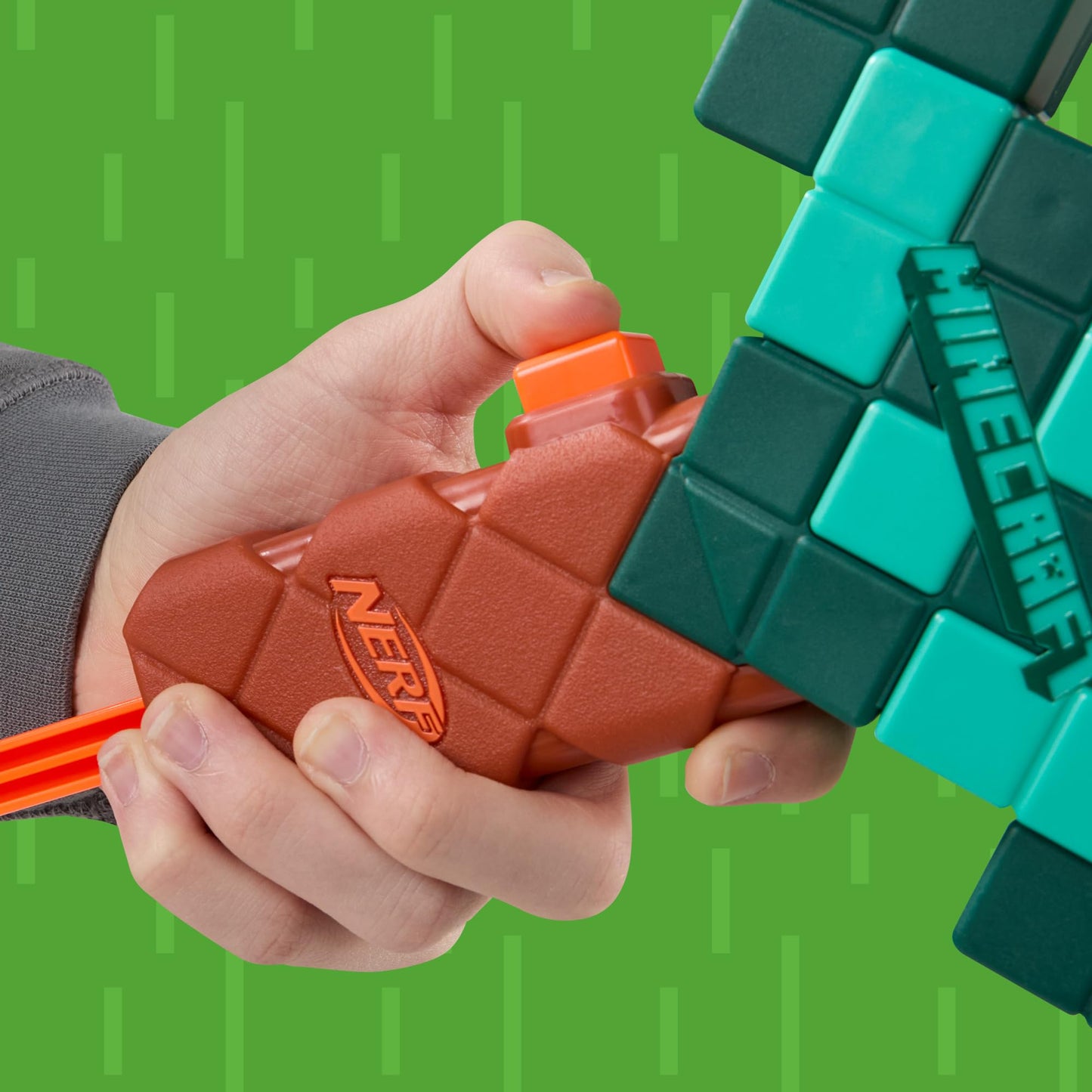 Nerf Minecraft Sword Dart Blaster, Pull Back Priming, Foam Edge, 8 Nerf N1 Darts, Ages 8+ 🍁 All In One Marketplace Canada