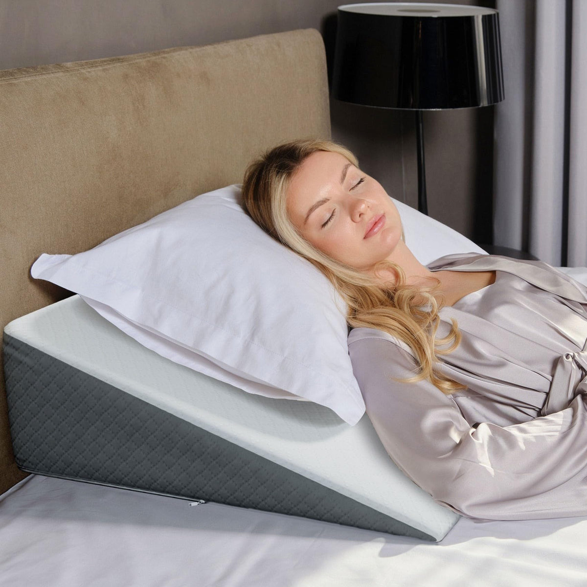 Kӧlbs Bed Wedge Pillow with Memory Foam Top Chic Jacquard Grey and White Cover (7.5" Height) 🍁 All In One Marketplace Canada