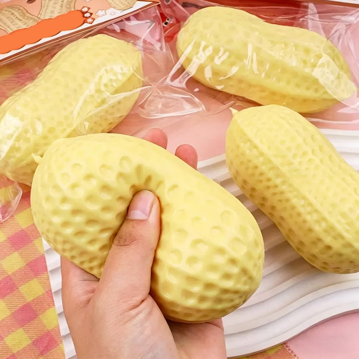 Peanut Squishies, Peanut Shape Stress Relief Ball Soft Squeeze Fidget, Soft Slow Rising Fidget Squeeze Soft Stress Relief Sensory Fidget for Adults Anxiety Relief Hand Relax for Office Desk Workers 🍁 All In One Marketplace Canada