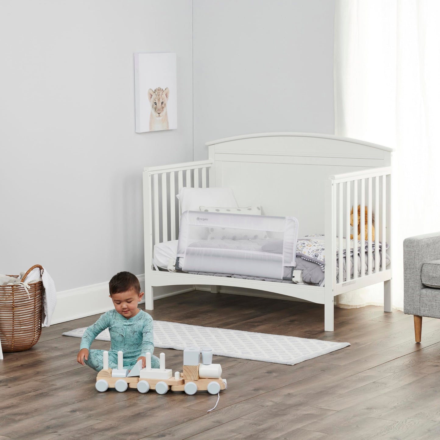 Regalo Swing Down Crib Rail, with Reinforced Anchor Safety System 🍁 All In One Marketplace Canada