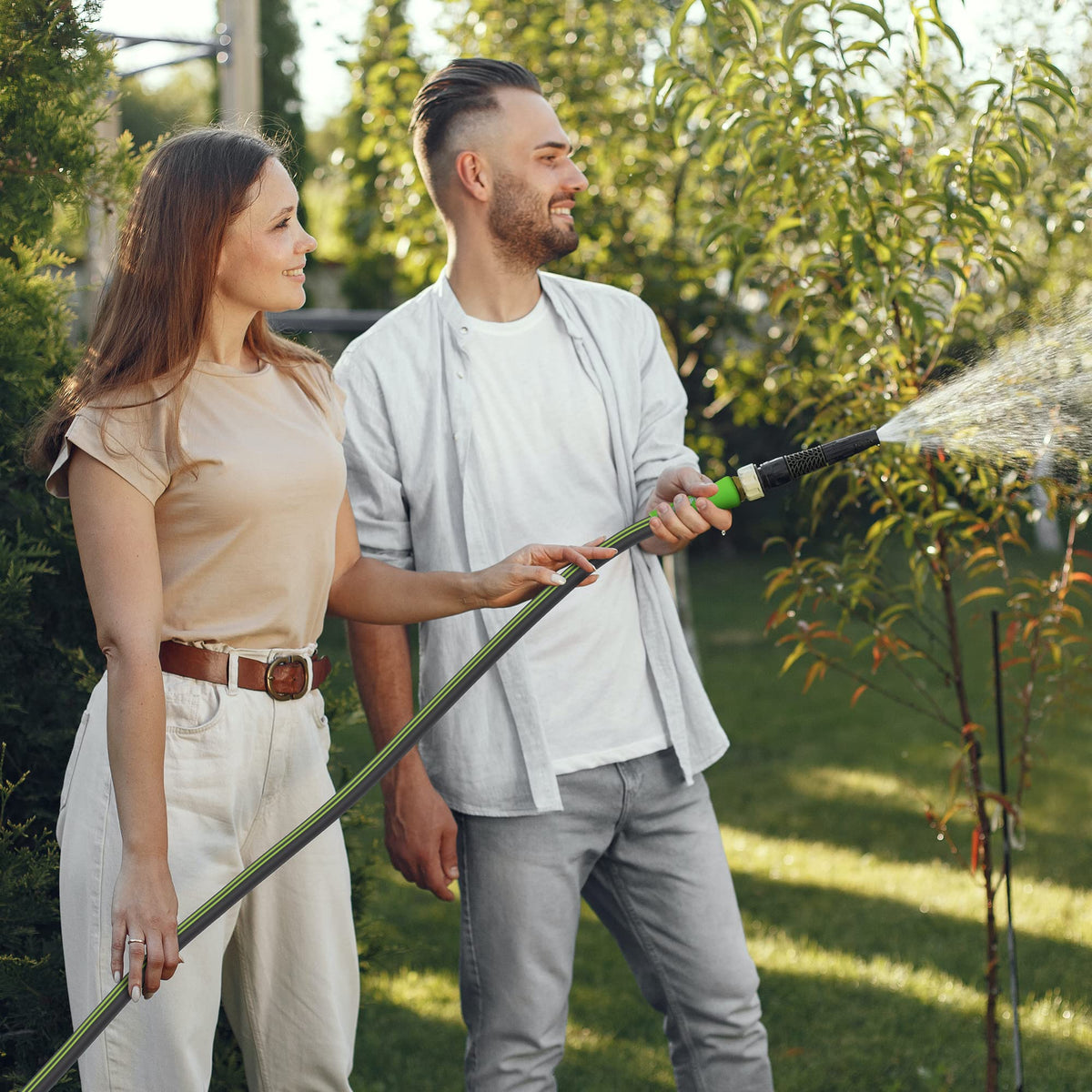 WORKPRO Garden Hose 5/8 in x 10 FT, Heavy Duty, Flexible, Lightweight Water Hose with 360° Rotation Handle, 3/4" GHT Solid Brass Fittings, for Outdoor, Lawn, Garden & Yard, Car Wash 🍁 All In One Marketplace Canada
