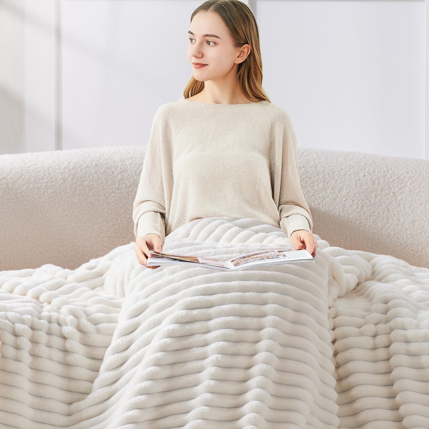 BEDELITE Fuzzy Throw Blankets Room Decor - Soft Cozy Fluffy Fleece Plush Warm Blanket, Cream White for Couch Sofa Bed, Bedroom Living Room Decor, Couverture, Gifts for Women Men Friends, 50"x60" 🍁 All In One Marketplace Canada