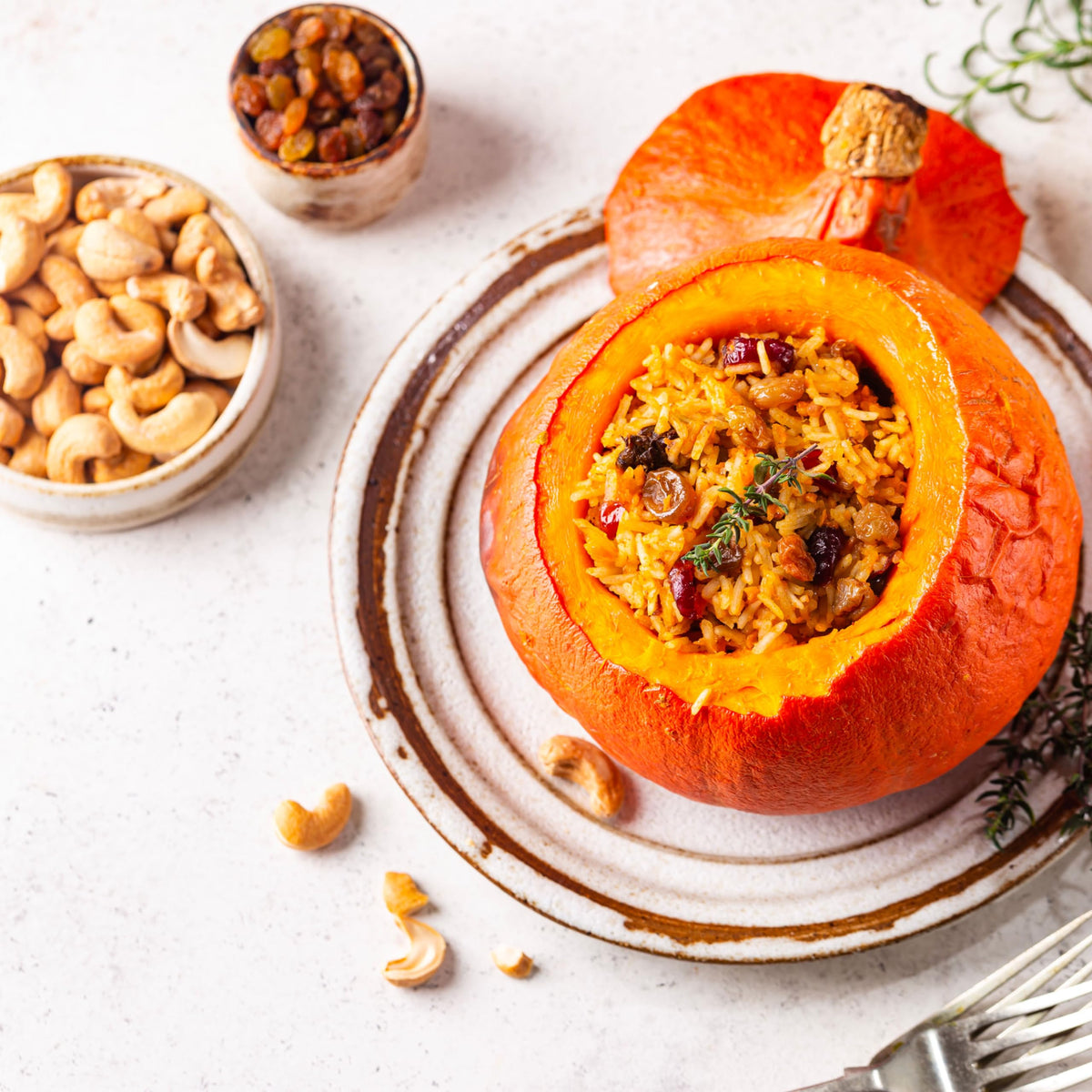 Yupik Raw Whole Cashews, 1 kg, Gluten-Free, Kosher, Vegan, Crunchy Nuts, Unsalted, Unroasted, Oil-Free, Source of Protein & Iron, Nutritious, Healthy Snacks, Ideal for Baking & Cooking 🍁 All In One Marketplace Canada