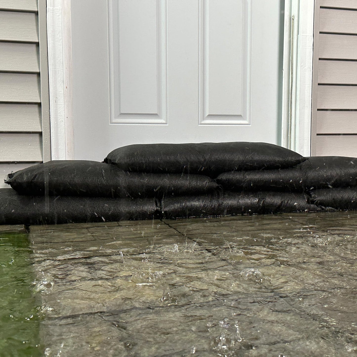 Quick Dam QD1224-6 Water Activated Flood Bags 🍁 All In One Marketplace Canada