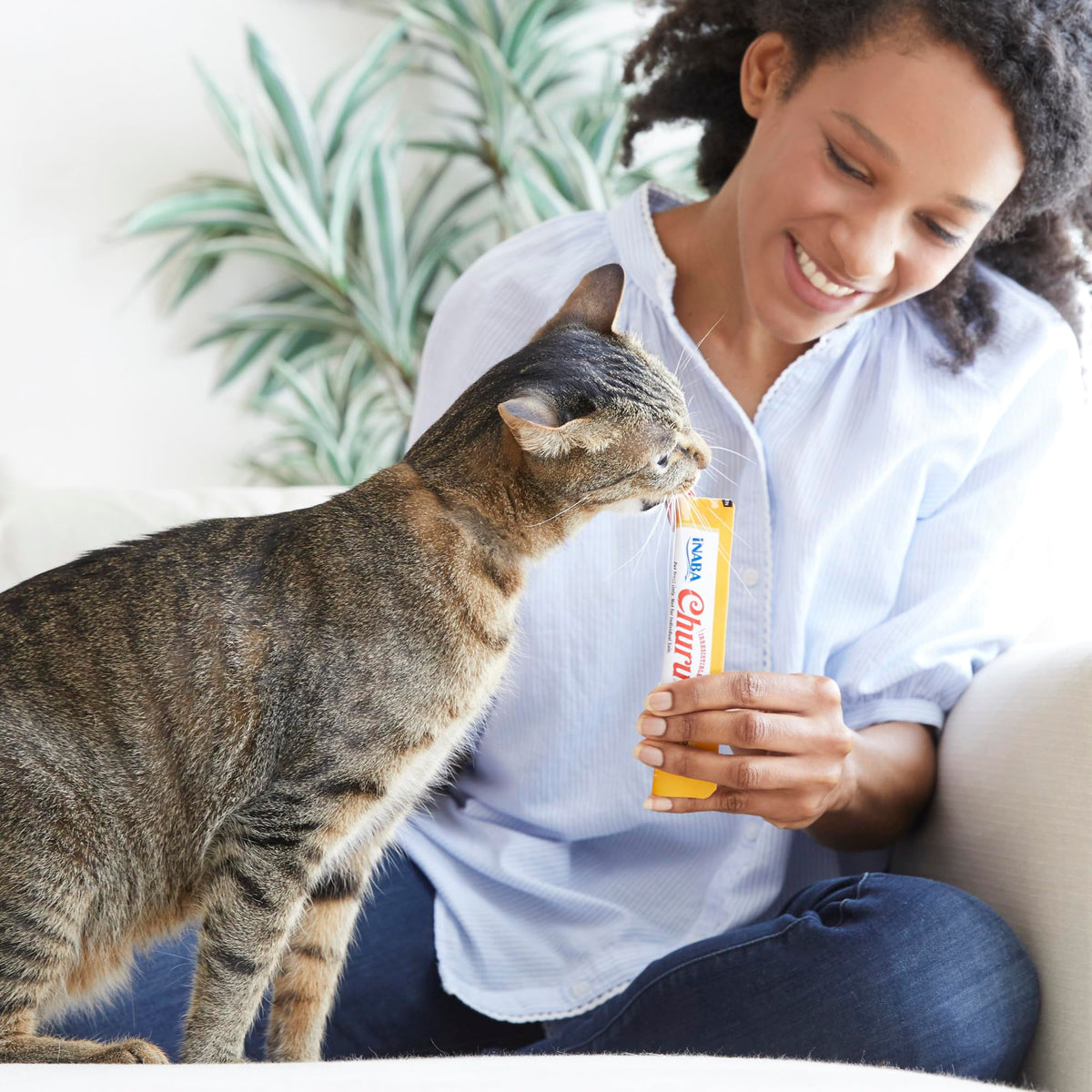 INABA Churu Cat Treats, Grain-Free, Lickable, Squeezable Creamy Purée Cat Treat/Topper with Vitamin E & Taurine, 0.5 Ounces Each Tube - 50 Tubes (Pack of 1) Tuna Variety 🍁 All In One Marketplace Canada