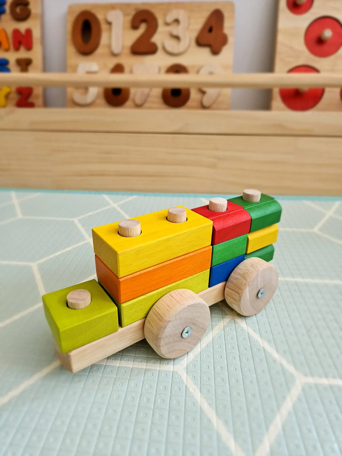 QToysUSA - Stack & Pull Train - Ages 2+