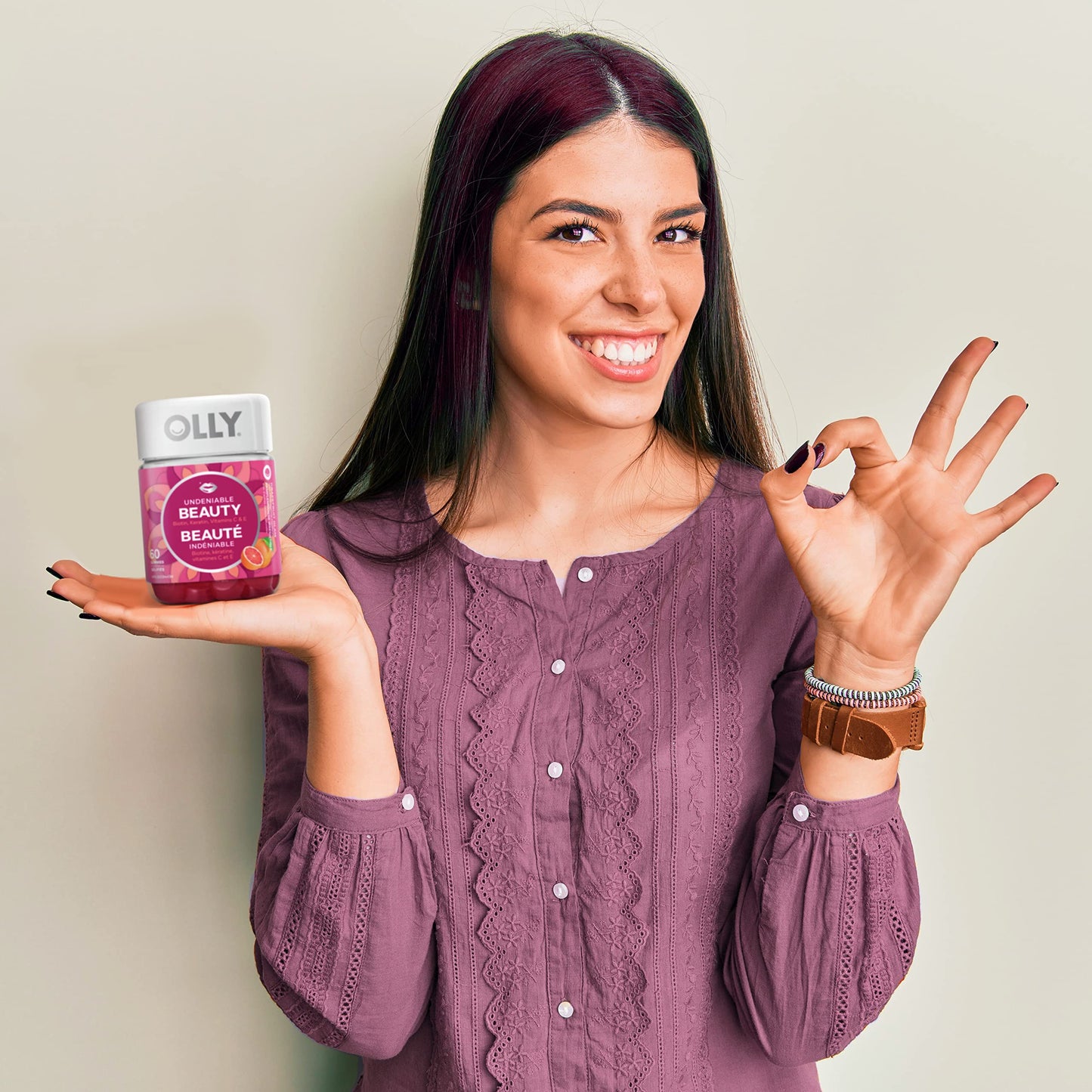 OLLY Undeniable Beauty Gummy Supplement for women Grapefruit Glam with biotin, keratin and vitamins C & E 30 day Supply, 60 gummies 🍁 All In One Marketplace Canada