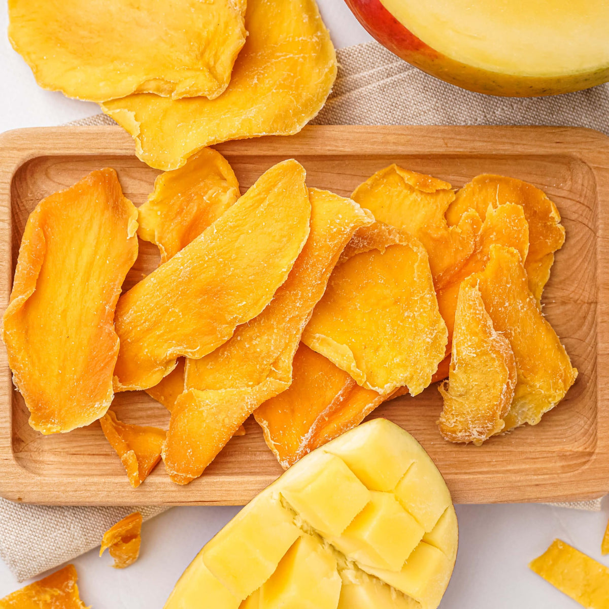 Yupik Organic Dried Mango, Diced, 450 g, Non-GMO, Vegan, Gluten-Free, Kosher, Tropical Dried Fruits, Thin Mango Slices Cut in Pieces, No Sugar Added, Sulphite-Free, Healthy Snacks, Tasty Topping 🍁 All In One Marketplace Canada