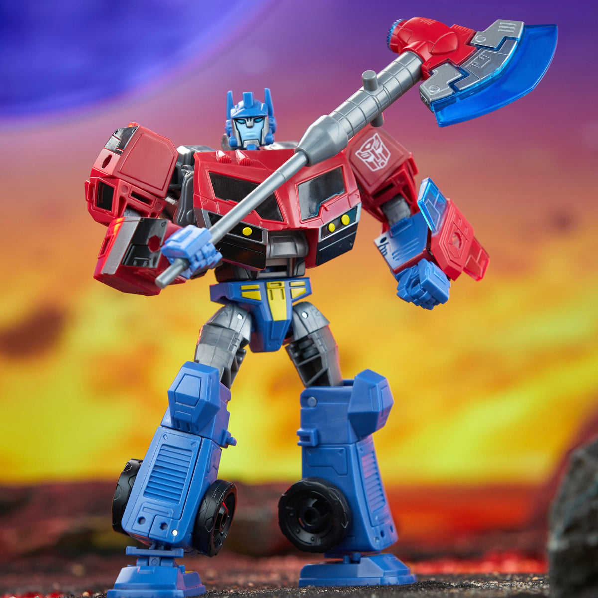 Transformers Legacy United - Voyager Class - Animated Universe Optimus Prime