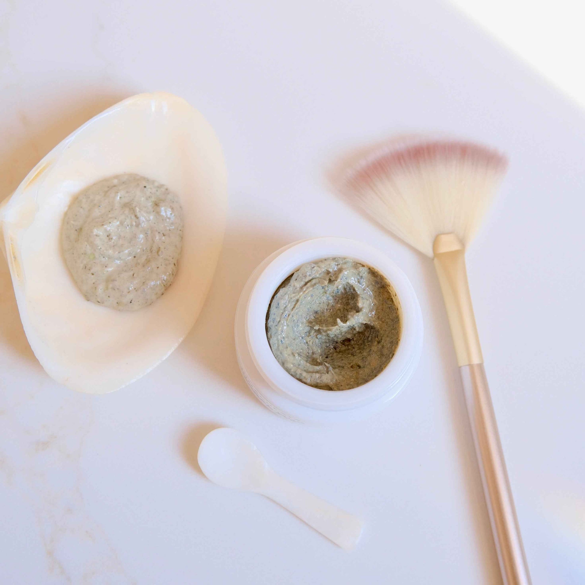 HERBAL MUD CLAY MASK