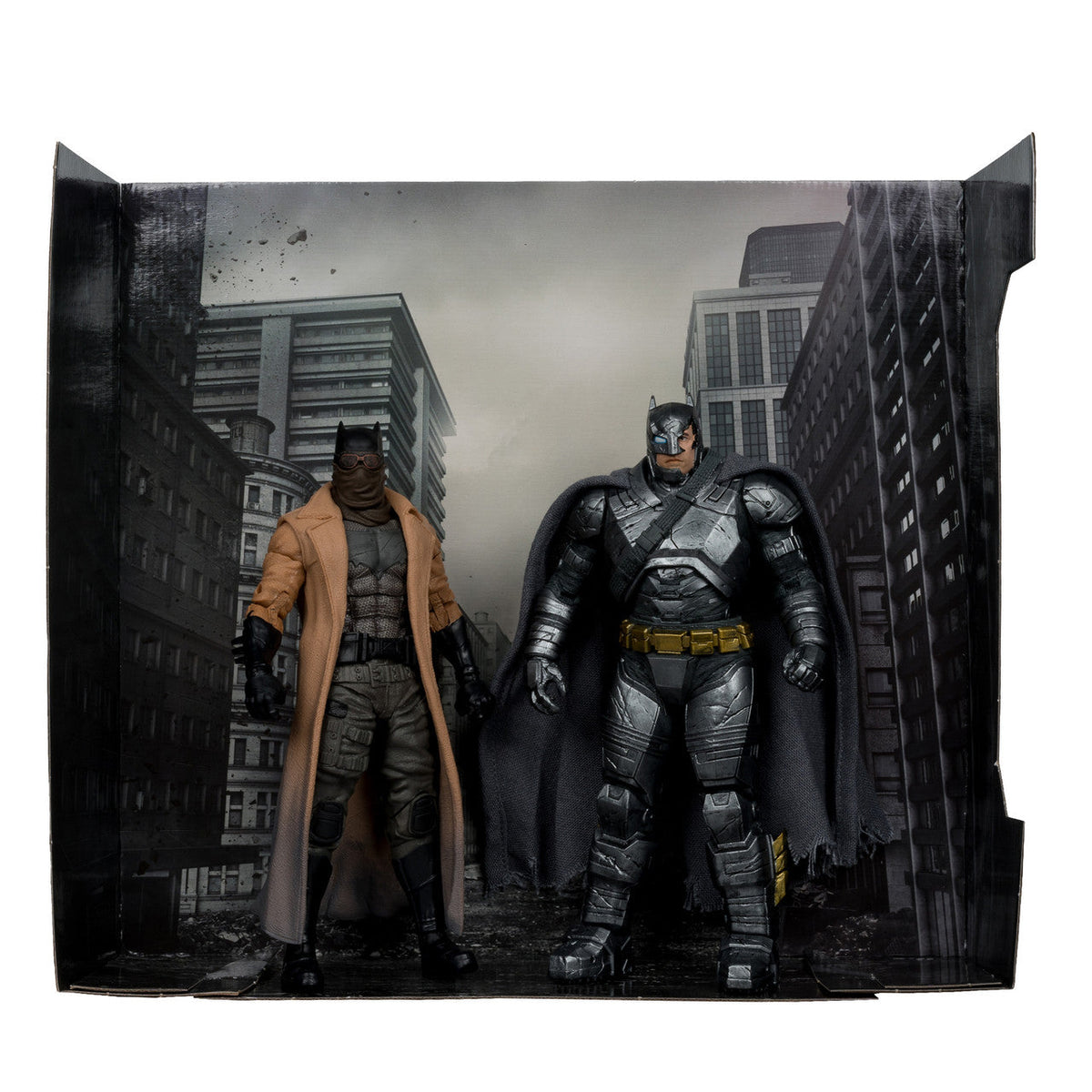Batman Knightmare & Batman Armor Suit (Batman v Superman: Dawn of Justice) 2-Pack Gold Label
