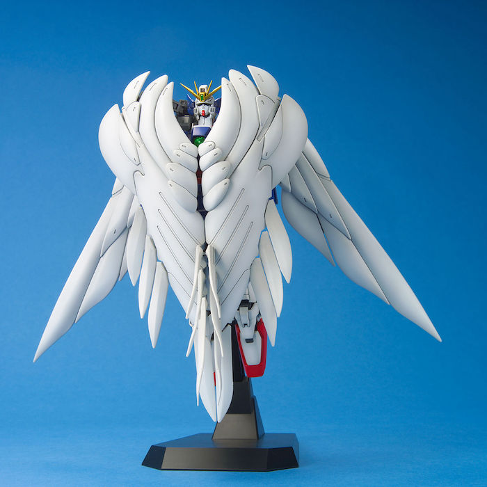 MG - 1/100 - Wing Gundam Zero Custom