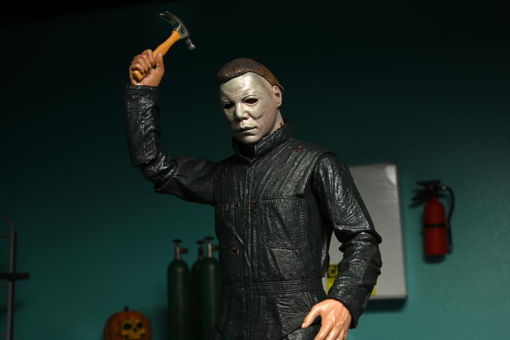 Neca - Halloween 2 Ultimate Michael Myers & Dr. Loomis Two-Pack
