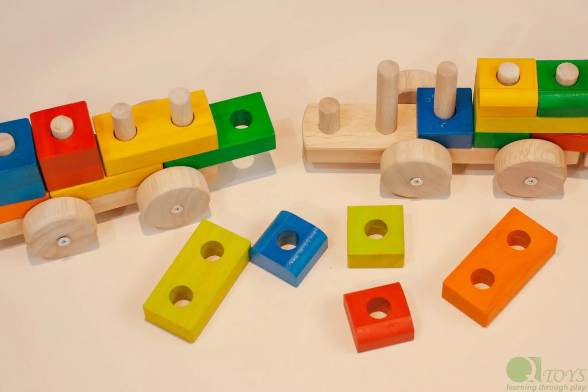 QToysUSA - Stack & Pull Train - Ages 2+