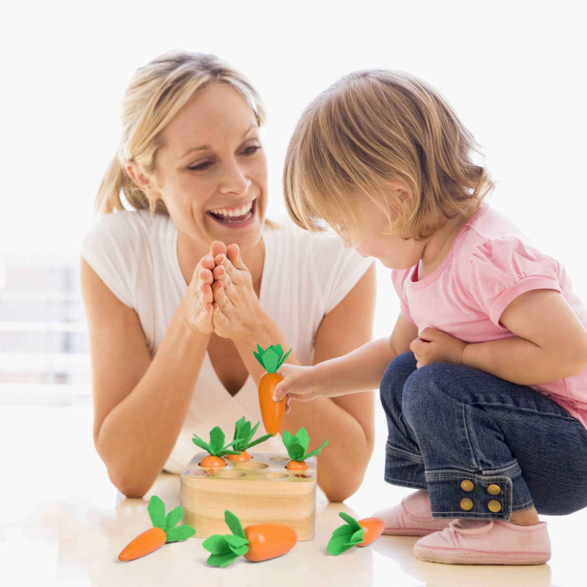 Fun Little Toys - Wooden Carrot Harvest Shape & Size Sorting Game - Ages 3+