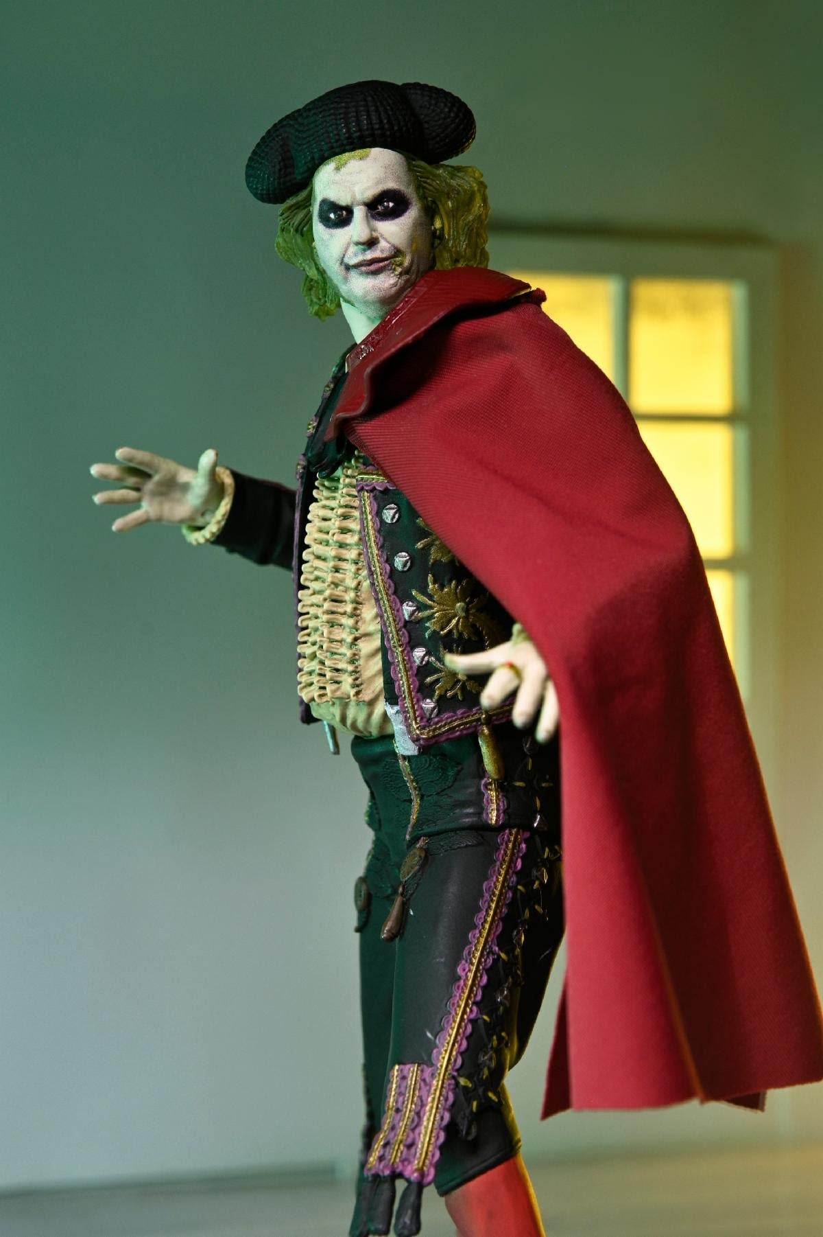 Beetlejuice Beetlejuice - 7" Scale Action Figure - Ultimate "Matador" Beetlejuice & Sandworm 2-pk